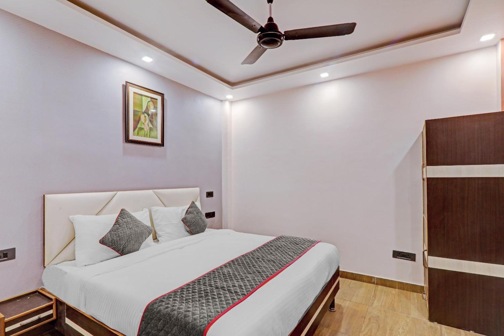 מלון לקנאו Super Townhouse Riddhi Residency מראה חיצוני תמונה