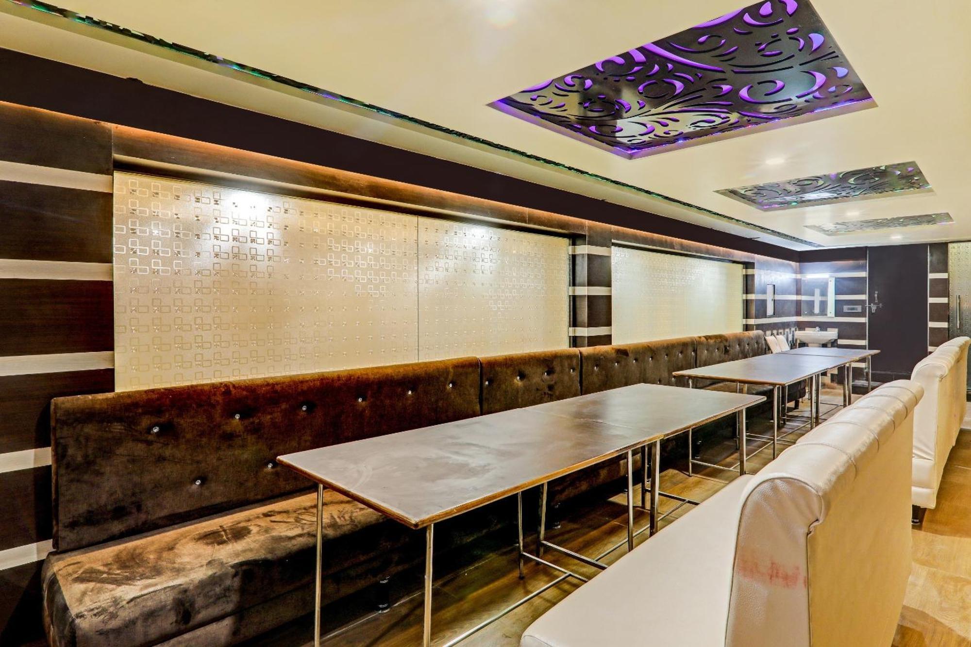 מלון לקנאו Super Townhouse Riddhi Residency מראה חיצוני תמונה